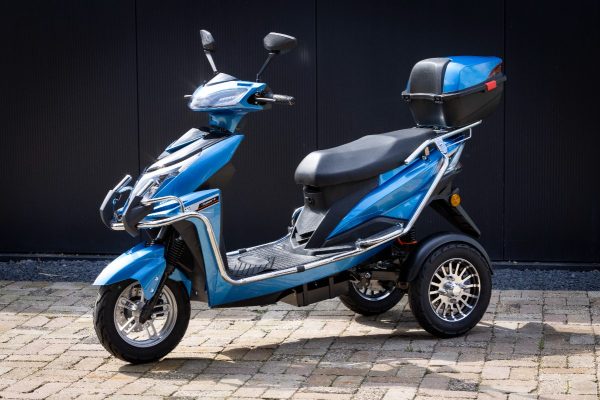 Trimobila Liberta Sky Blue 2025